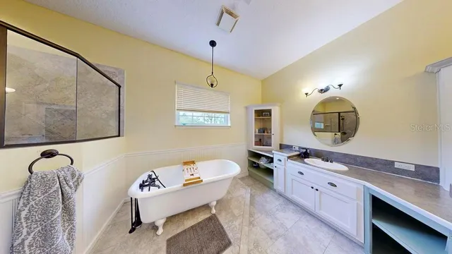 $796,000 | 9135 Mazette Road, Weeki Wachee, FL 34613