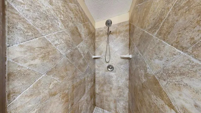 $796,000 | 9135 Mazette Road, Weeki Wachee, FL 34613