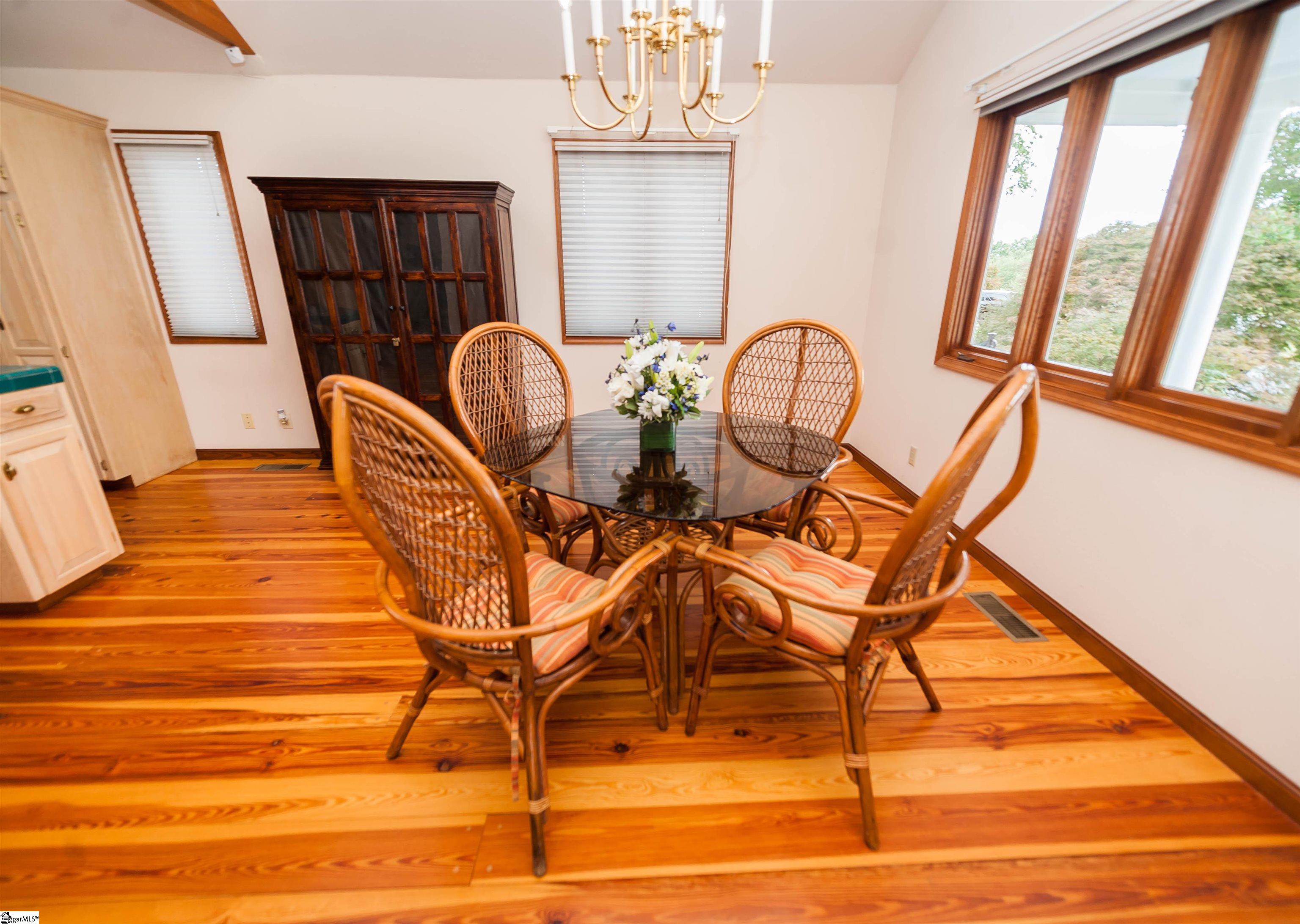 301 Mt Lebanon Road Inman, SC 29349 - Photo 8 of 36