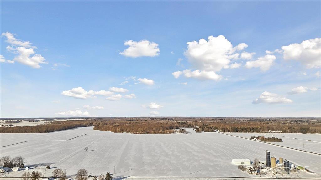 3000 South Orr Road Hemlock, MI 48626 - Photo 2 of 16