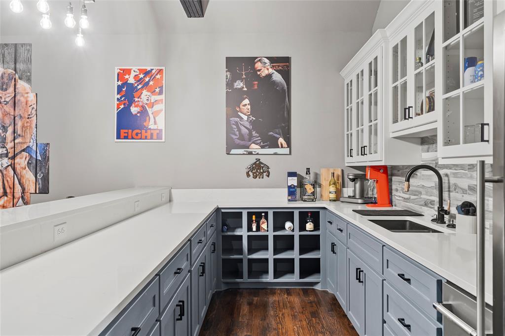 531 Highpoint Road Royse City, TX 75189 - Photo 30 of 39 Game room wet bar