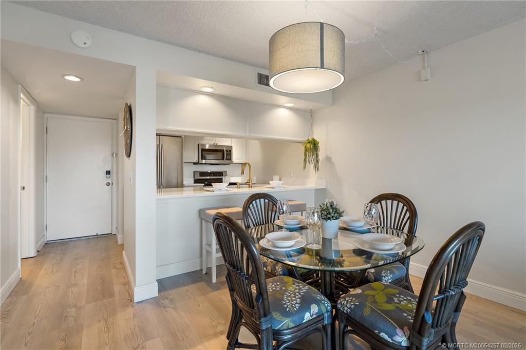 40 Northeast Plantation Road, Unit 207 Stuart, FL 34996 - Photo 19 of 60