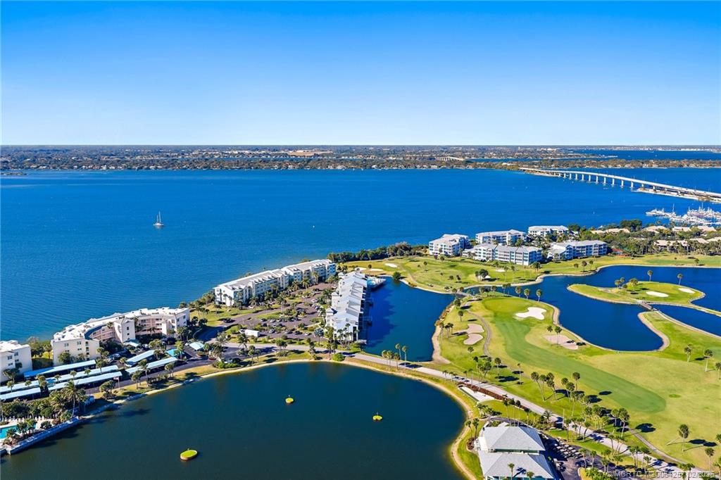 40 Northeast Plantation Road, Unit 207 Stuart, FL 34996 - Photo 45 of 60