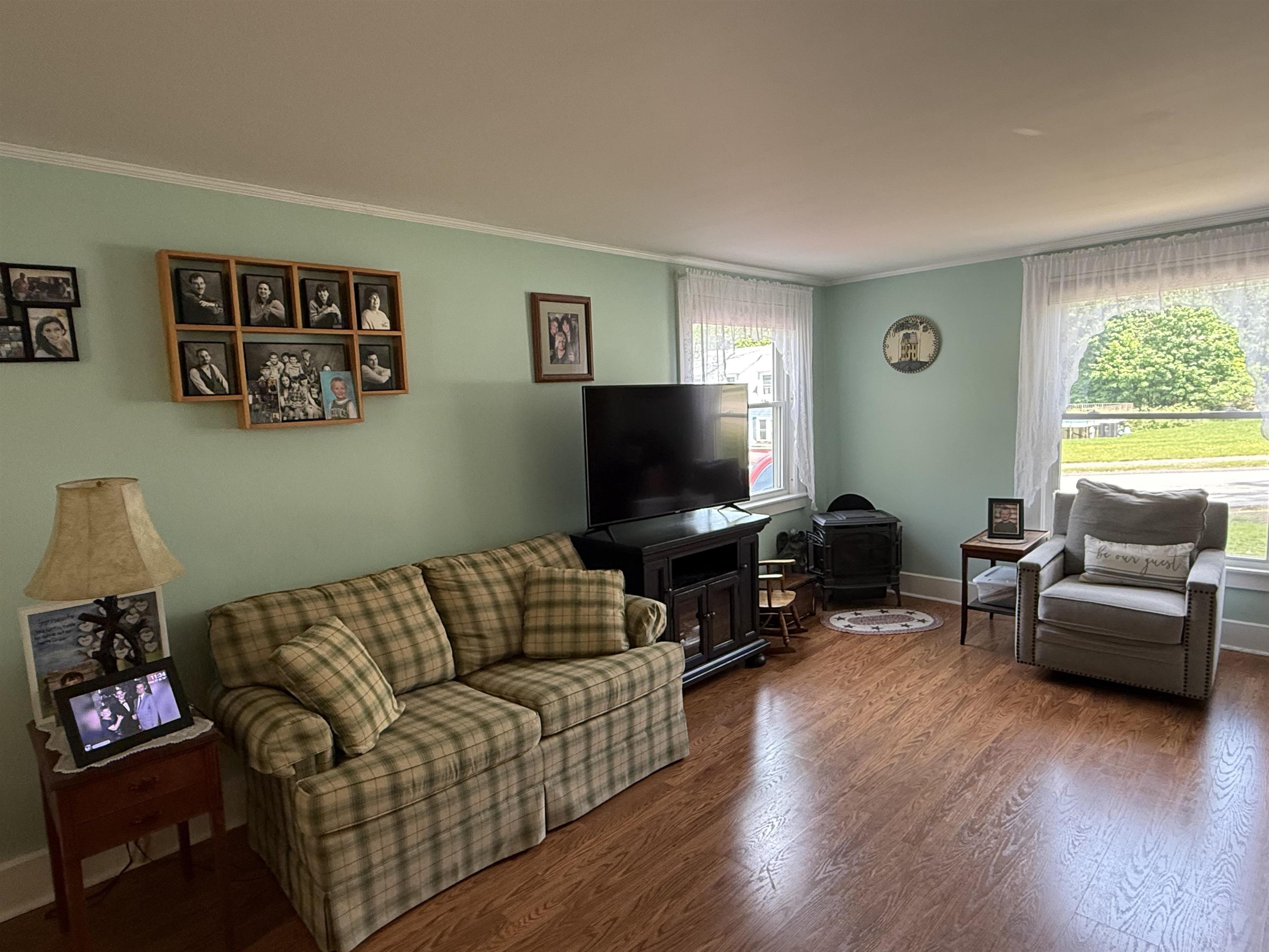43 Clark Avenue Laconia, NH 03246 - Photo 12 of 26