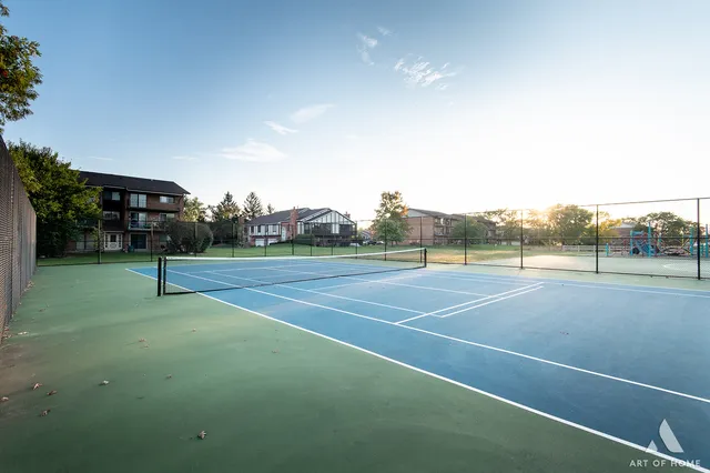 a view of a tennis court