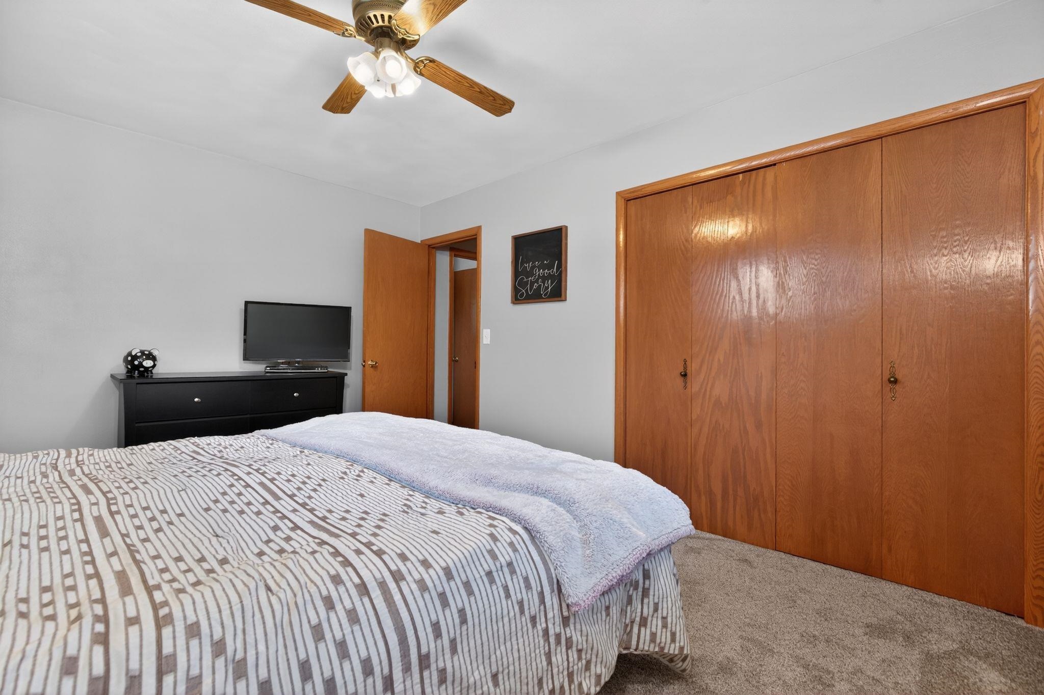 N8897 South Coop Road Menasha, WI 54952 - Photo 15 of 44