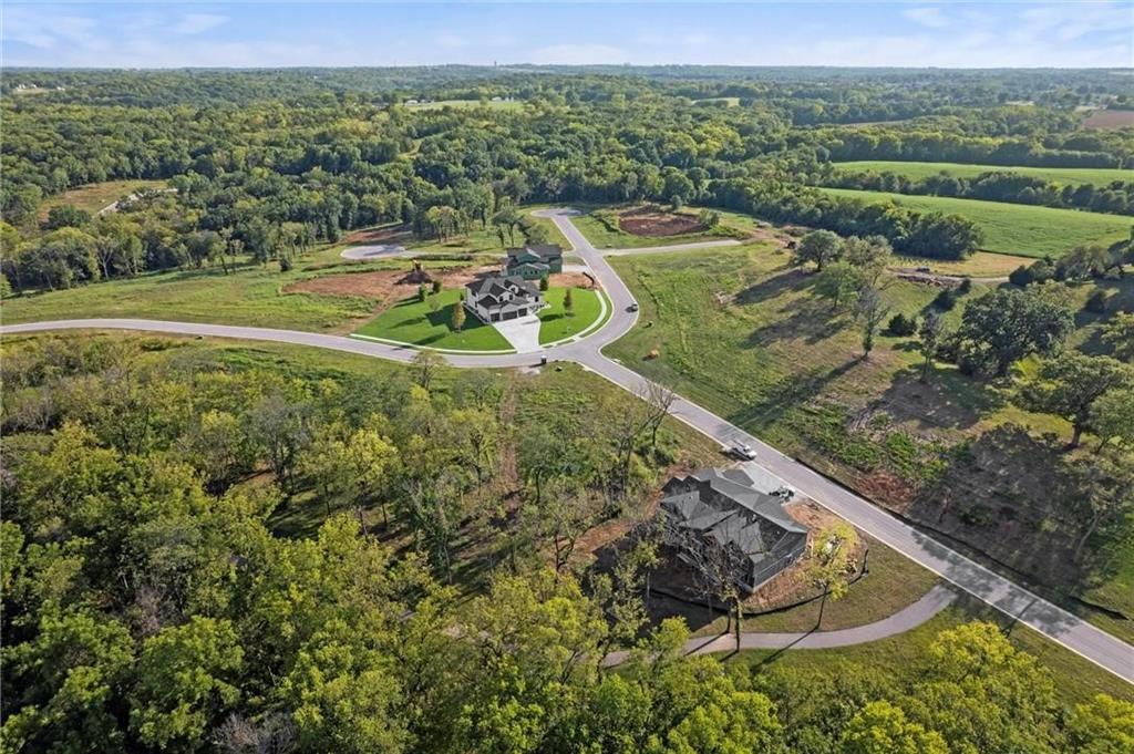 10196 Hubbard Road Kansas City, KS 66109 - Photo 12 of 27