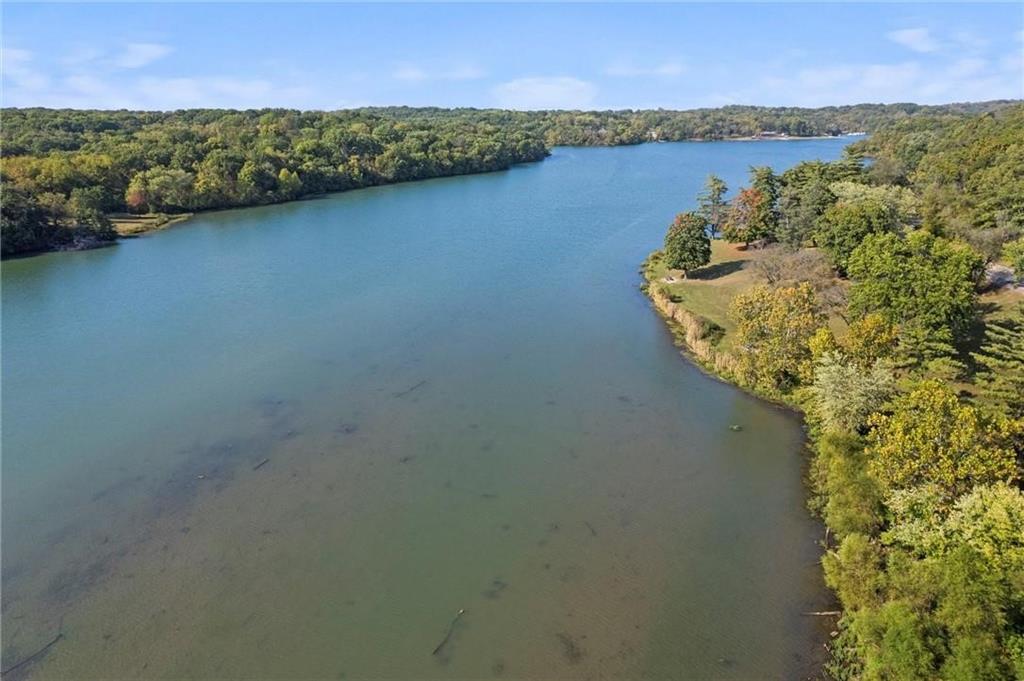 10196 Hubbard Road Kansas City, KS 66109 - Photo 26 of 27