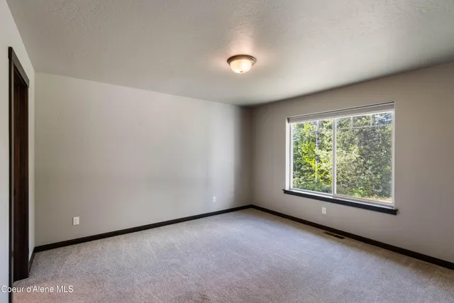 $531,000 | 1279 Gypsy Bay Road, Sagle, ID 83860