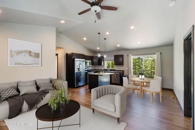 $531,000 | 1279 Gypsy Bay Road, Sagle, ID 83860