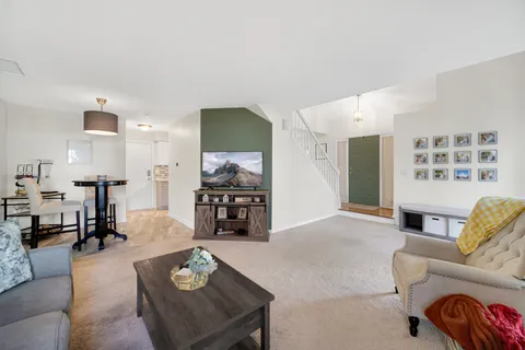 $359,999 | 1261 Old Mill Lane, Elk Grove Village, IL 60007