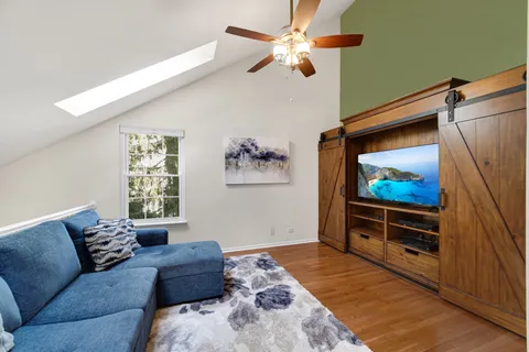 $359,999 | 1261 Old Mill Lane, Elk Grove Village, IL 60007