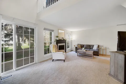 $359,999 | 1261 Old Mill Lane, Elk Grove Village, IL 60007