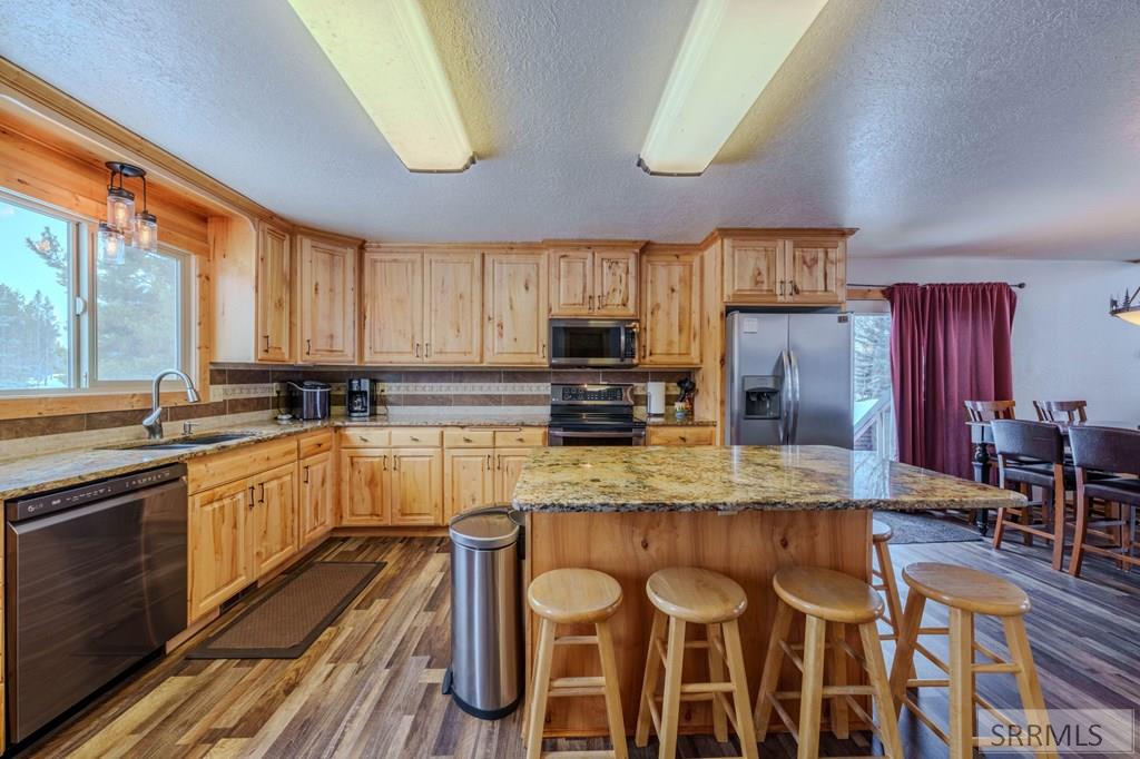 4214 Shoshone Road Island Park, ID 83429 - Photo 11 of 42