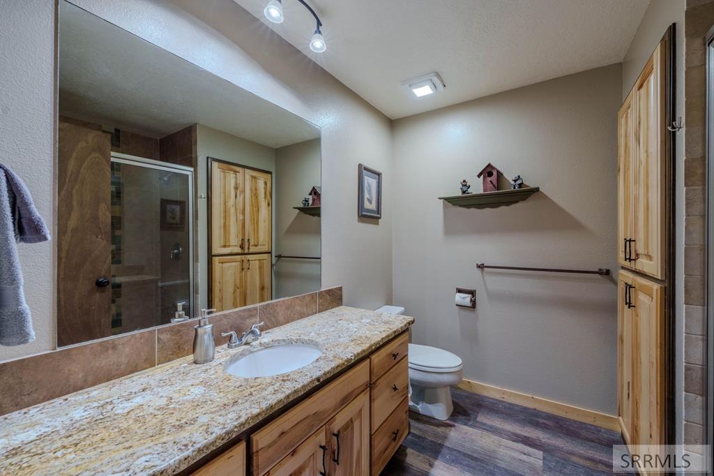 4214 Shoshone Road Island Park, ID 83429 - Photo 19 of 42 Main level Bathroom