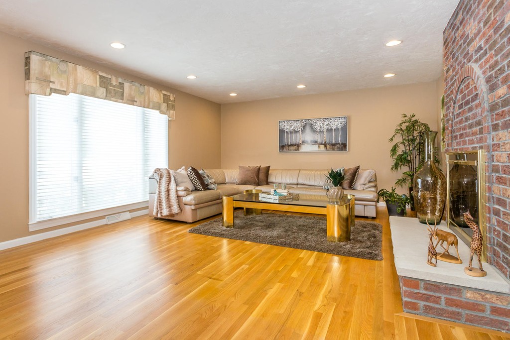 9 Kings Road Sharon, MA 02067 - Photo 5 of 30