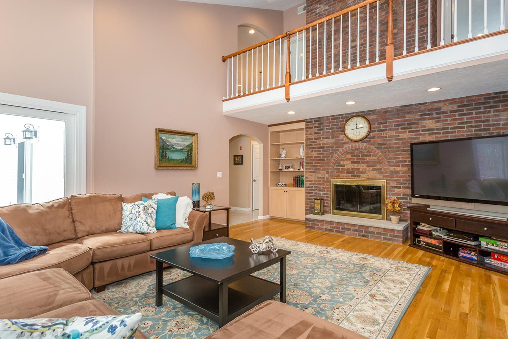 9 Kings Road Sharon, MA 02067 - Photo 8 of 30