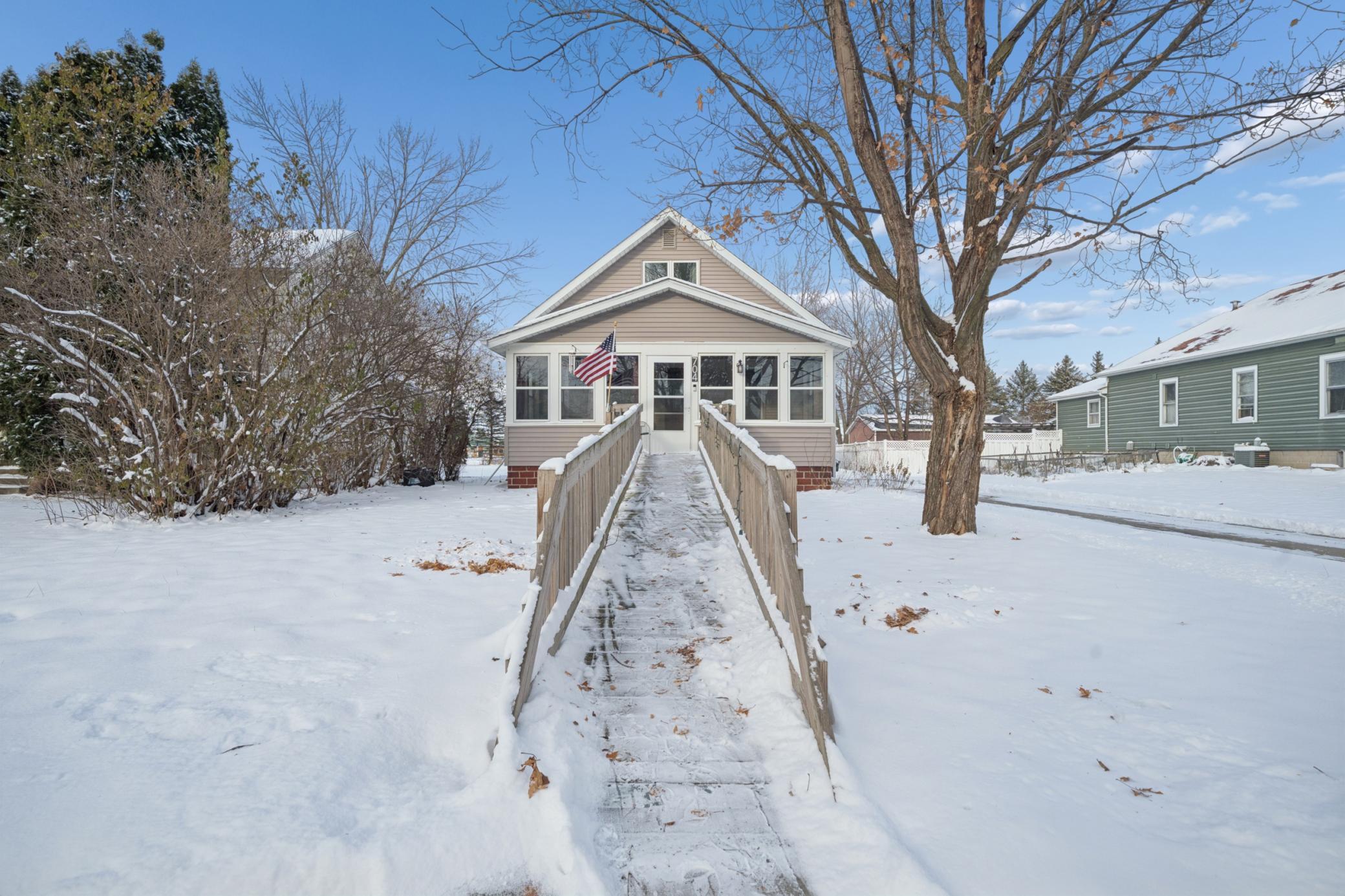 704 Broadway Street Cleveland, MN 56017 - Photo 5 of 25