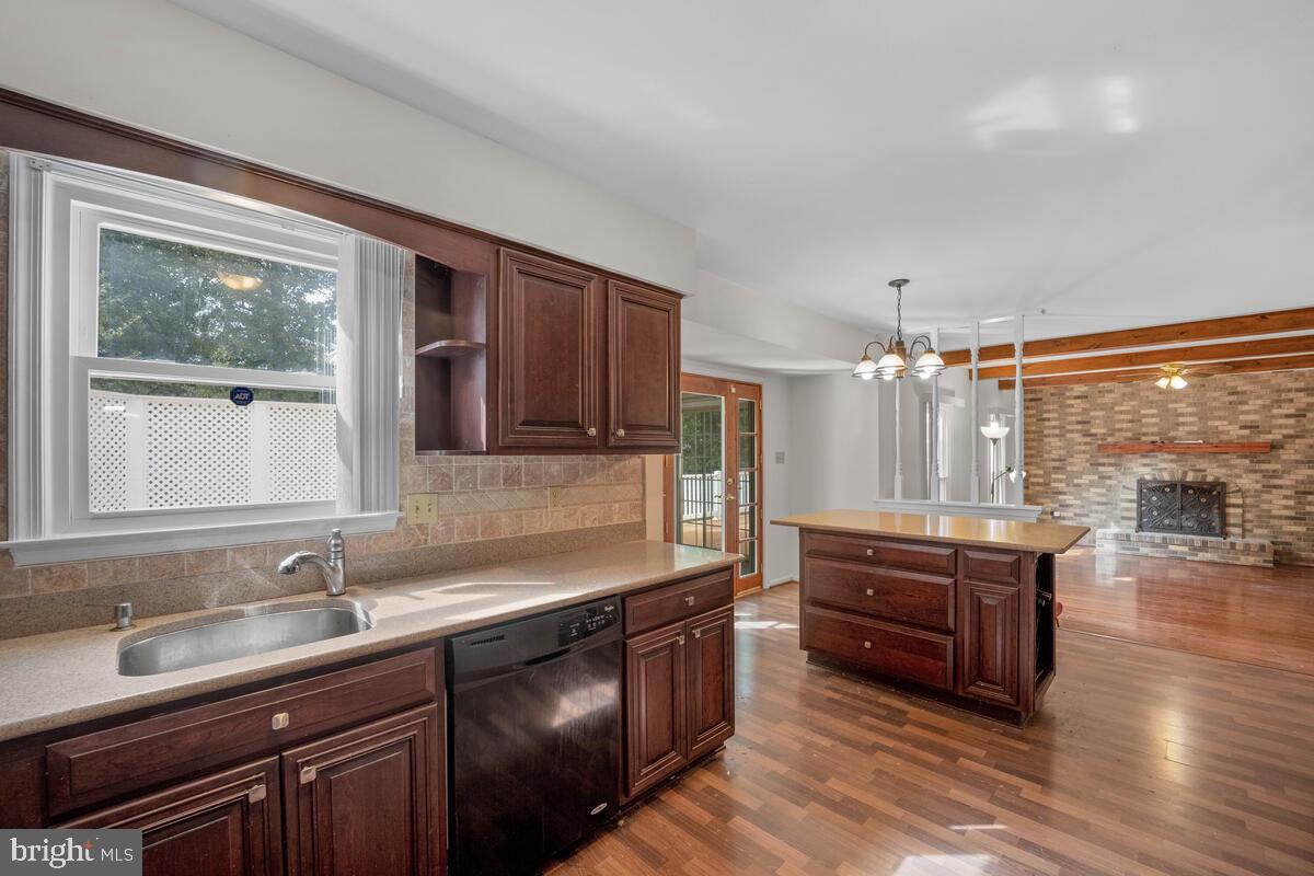 10509 Patuxent Ridge Way Laurel, MD 20723 - Photo 14 of 48 KITCHEN