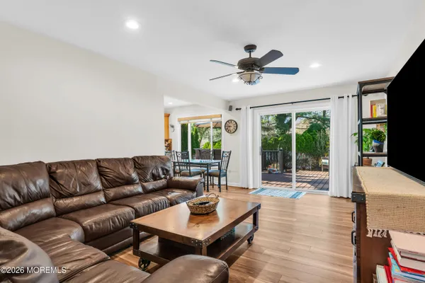 $979,900 | 1 Lake Ontario Lane, Morganville, NJ 07751