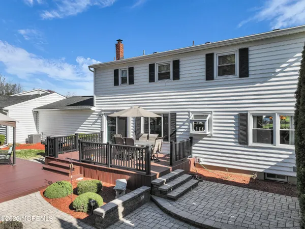 $979,900 | 1 Lake Ontario Lane, Morganville, NJ 07751
