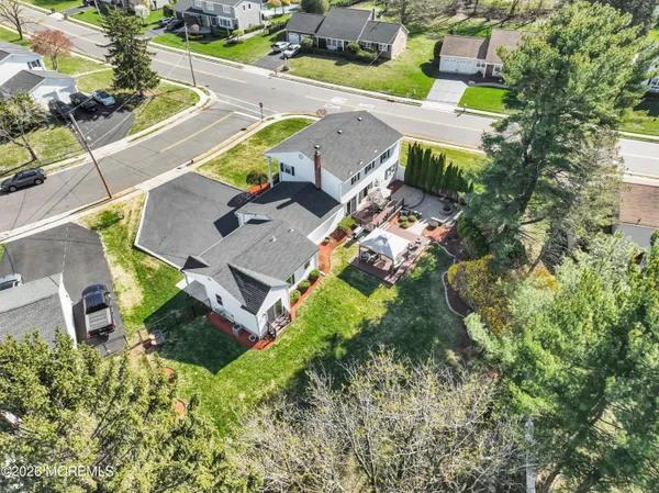 $979,900 | 1 Lake Ontario Lane, Morganville, NJ 07751