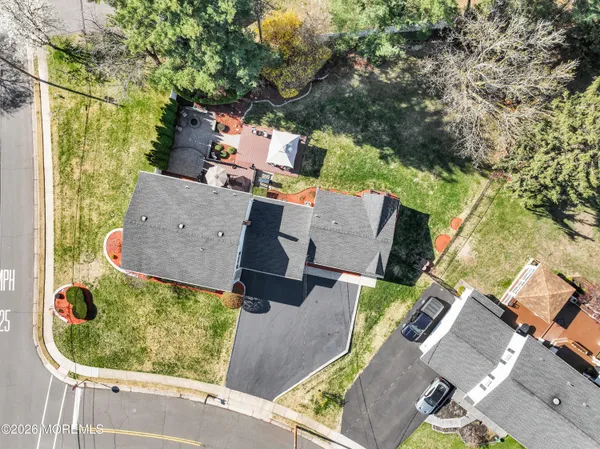 $979,900 | 1 Lake Ontario Lane, Morganville, NJ 07751