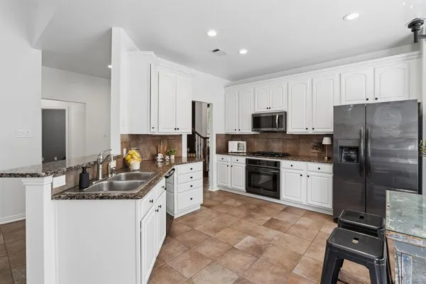 $585,000 | 6941 Single Creek Trail, Frisco, TX 75035