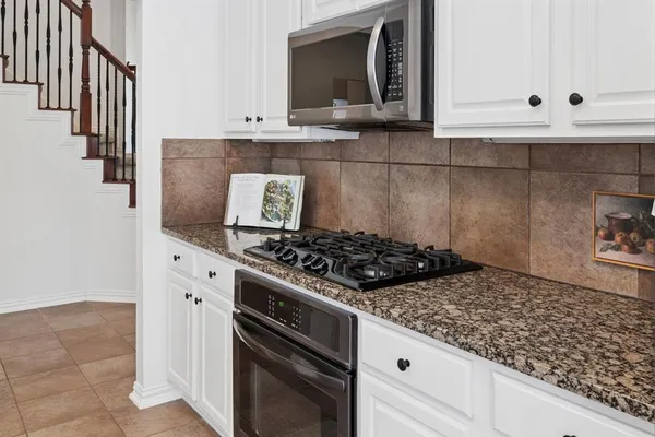 $585,000 | 6941 Single Creek Trail, Frisco, TX 75035