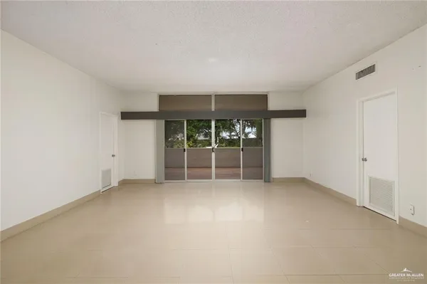 $1,750 | 600 Wichita Avenue, Unit 107, McAllen, TX 78503