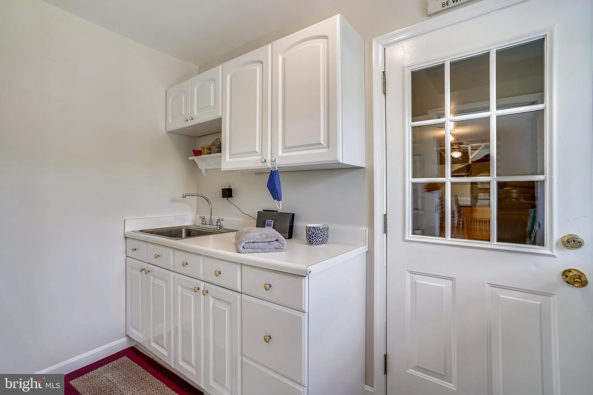 8539 Edenton Road Fulton, MD 20759 - Photo 14 of 39 Laundry room