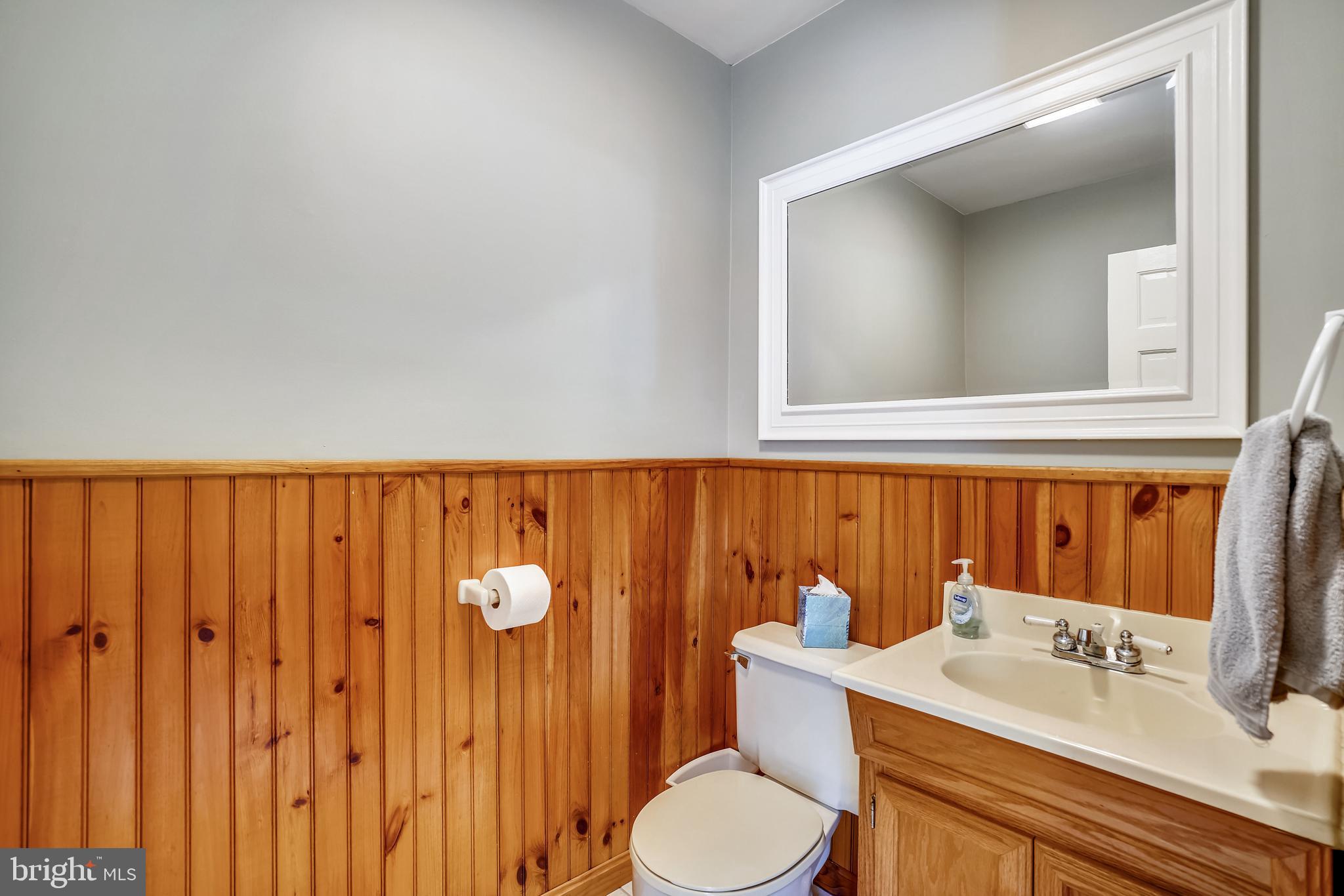 8539 Edenton Road Fulton, MD 20759 - Photo 15 of 39 Half bath main floor