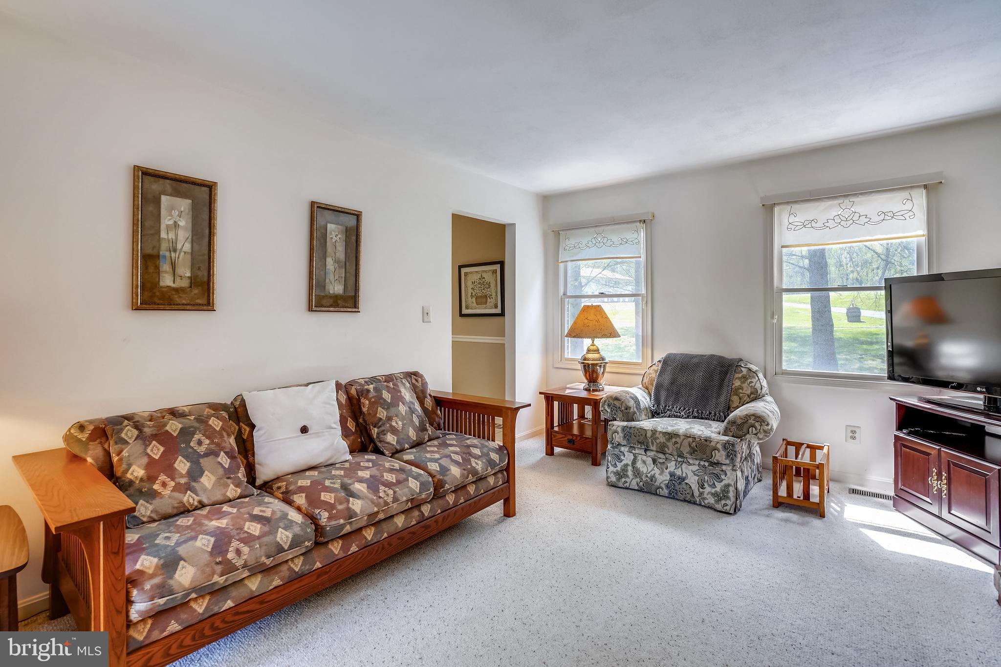 8539 Edenton Road Fulton, MD 20759 - Photo 16 of 39 Family room