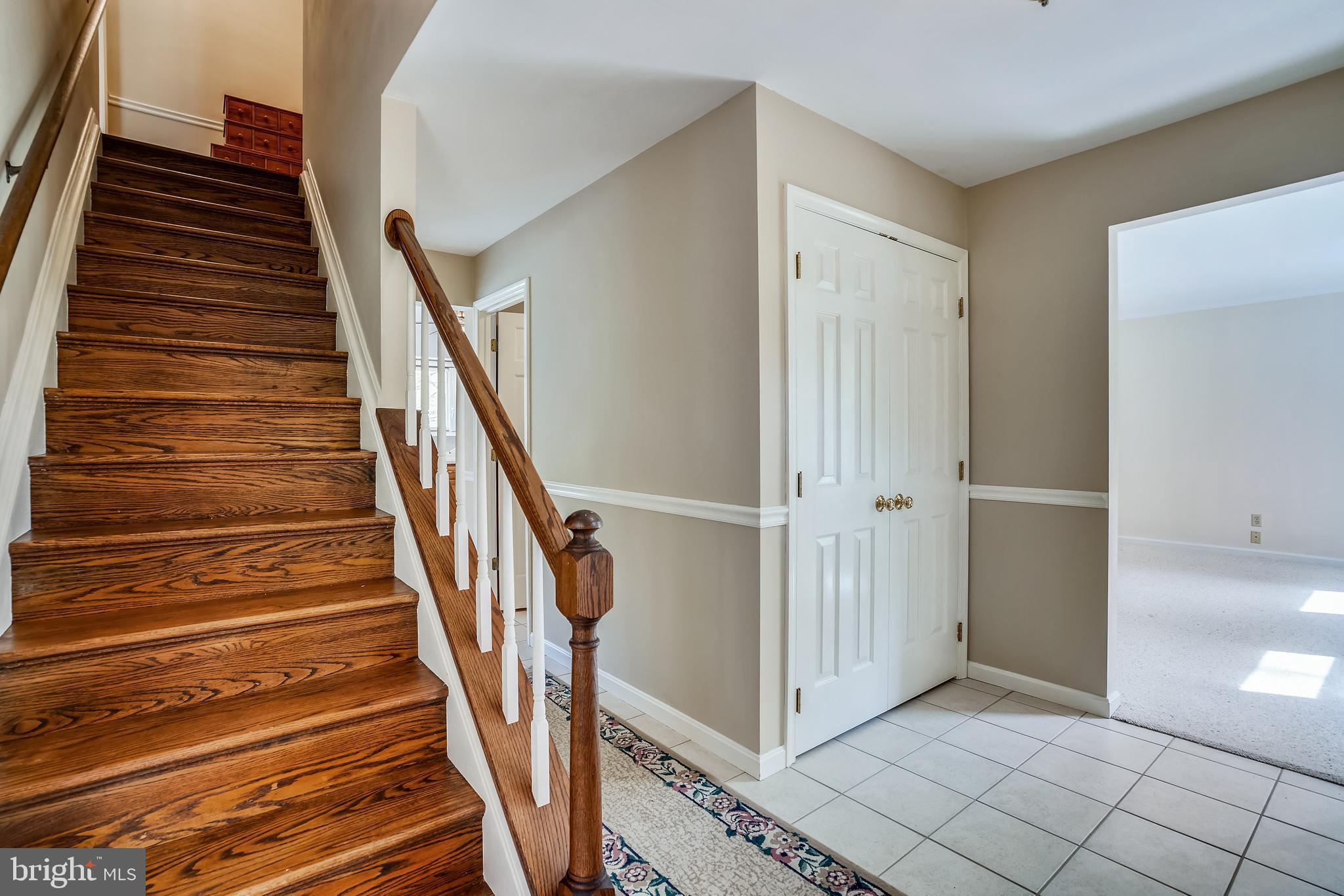 8539 Edenton Road Fulton, MD 20759 - Photo 5 of 39 Foyer wi/ double door coat closet & reception area