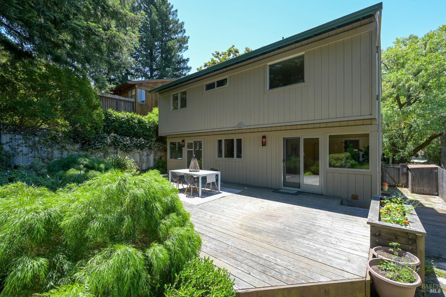 130 C Street San Rafael, CA 94901 - Photo 28 of 33