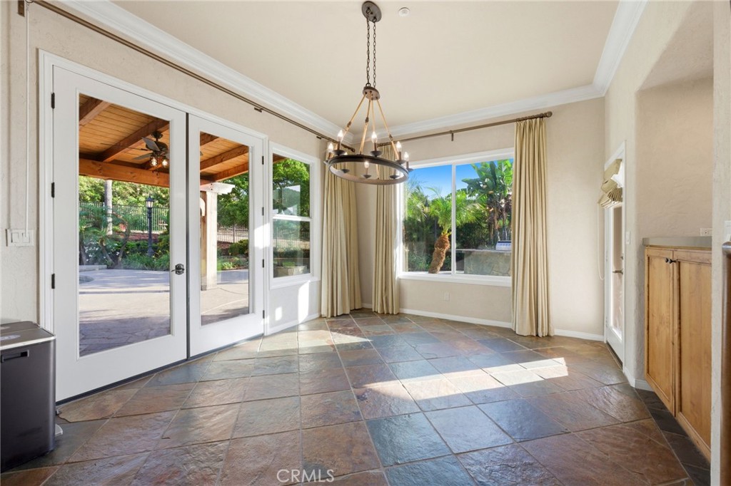 1268 Viento Court Riverside, CA 92508 - Photo 17 of 61