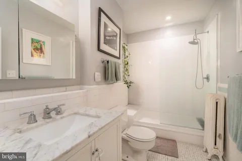 a view of a tub