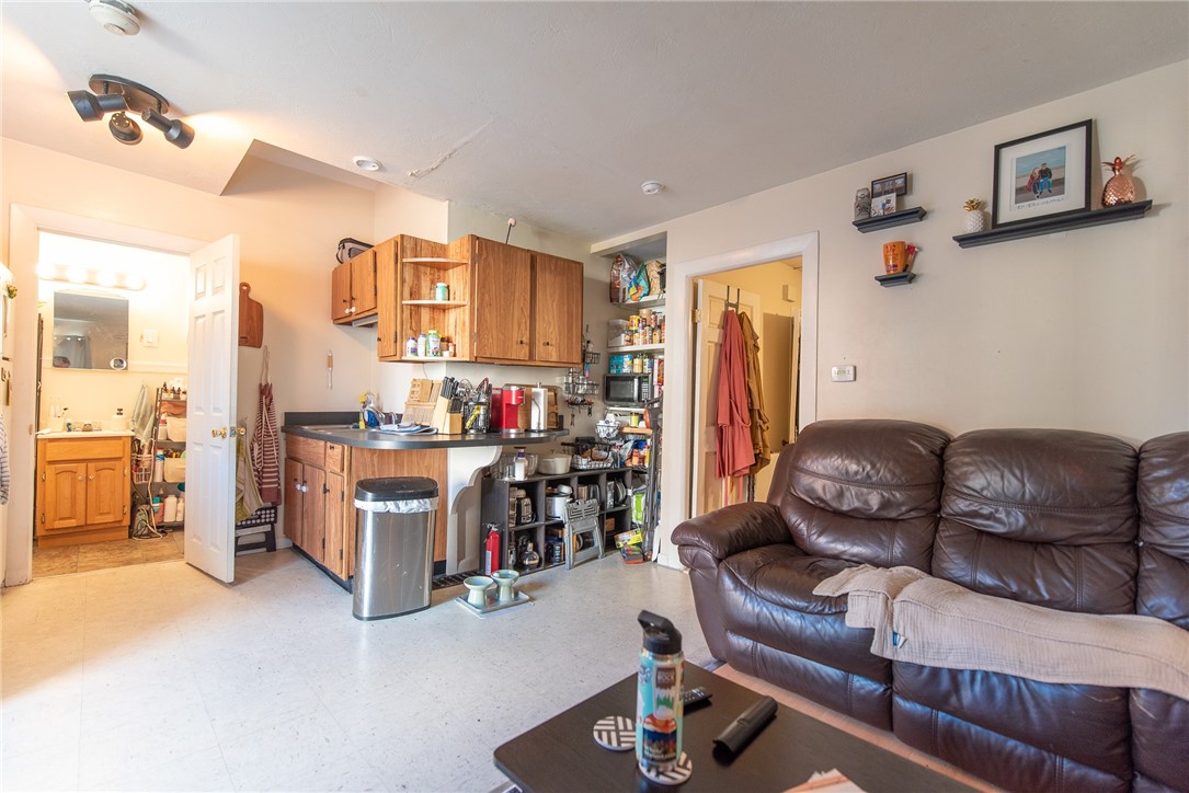 104 Avenue C Woonsocket, RI 02895 - Photo 12 of 38