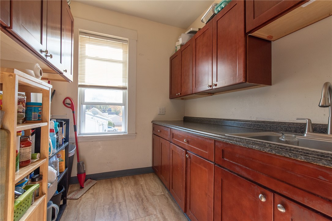 104 Avenue C Woonsocket, RI 02895 - Photo 19 of 38