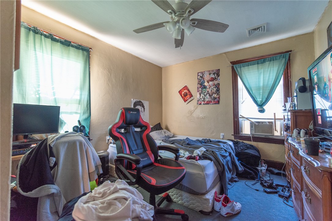 104 Avenue C Woonsocket, RI 02895 - Photo 33 of 38