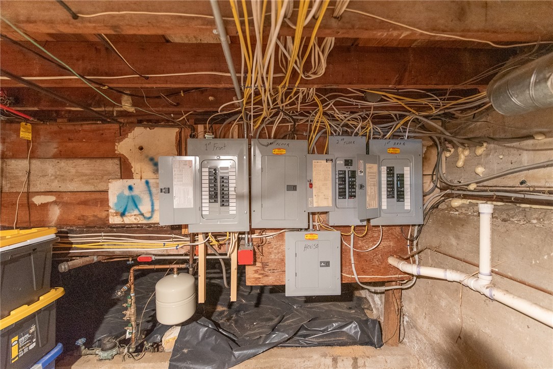 104 Avenue C Woonsocket, RI 02895 - Photo 38 of 38