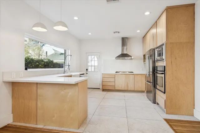 $5,000 | 1624 Branard Street, Houston, TX 77006