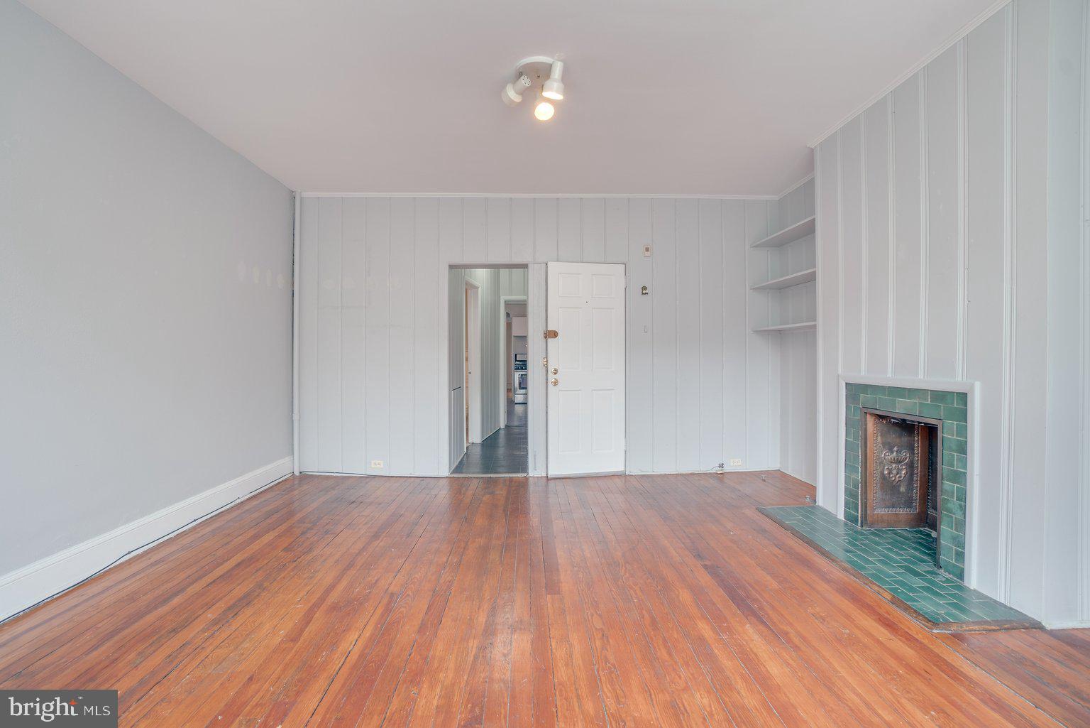 2740 North Calvert Street Baltimore, MD 21218 - Photo 12 of 32 Apt 2