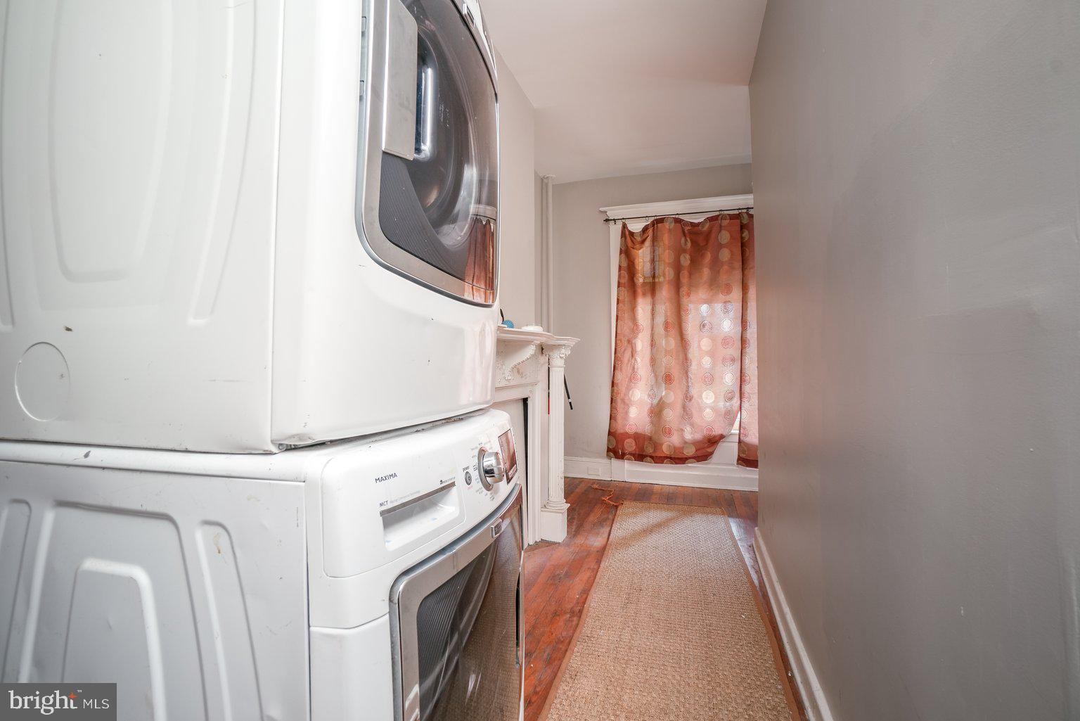 2740 North Calvert Street Baltimore, MD 21218 - Photo 27 of 32 Laundry