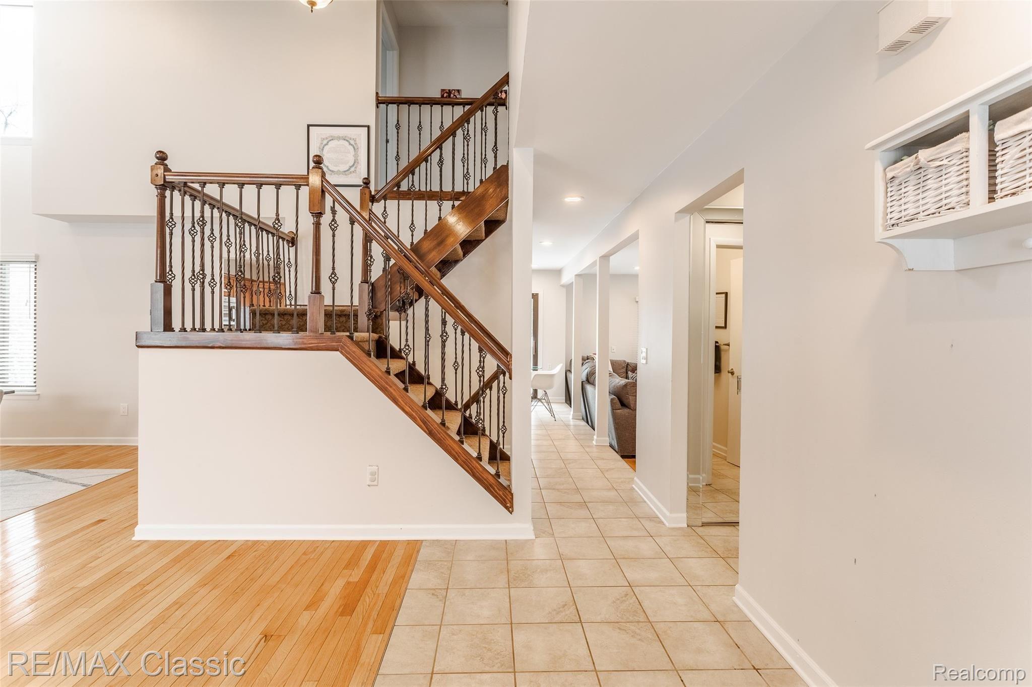 5151 Patrick Road West Bloomfield, MI 48322 - Photo 12 of 43 Patrick-7.jpg