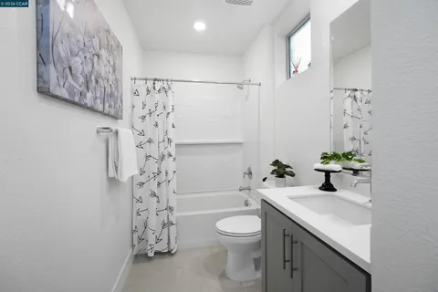 $1,799,000 | 5860 Silhouette Court, Dublin, CA 94568