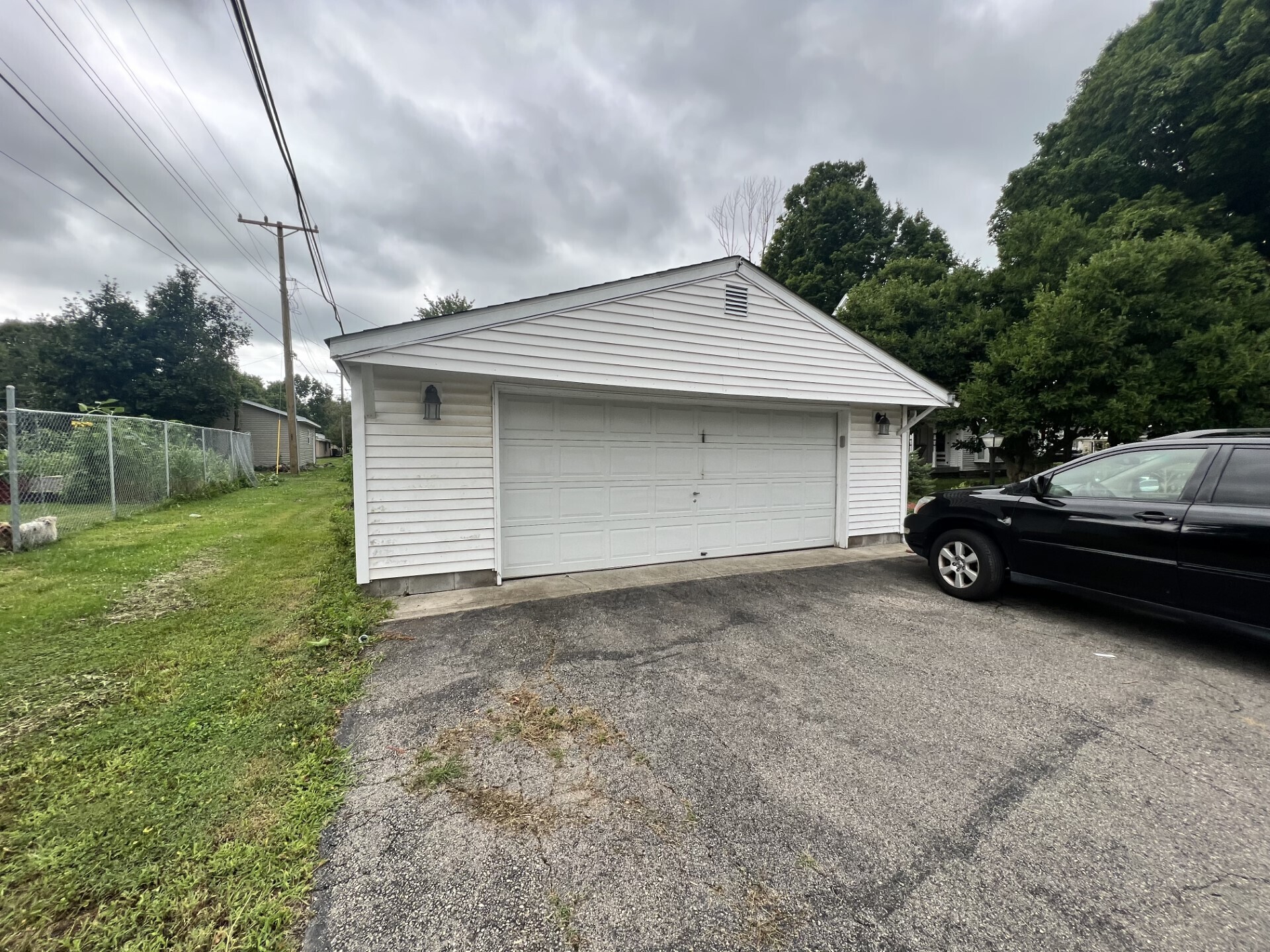 503 North Main Street Carthage, IN 46115 - Photo 2 of 35