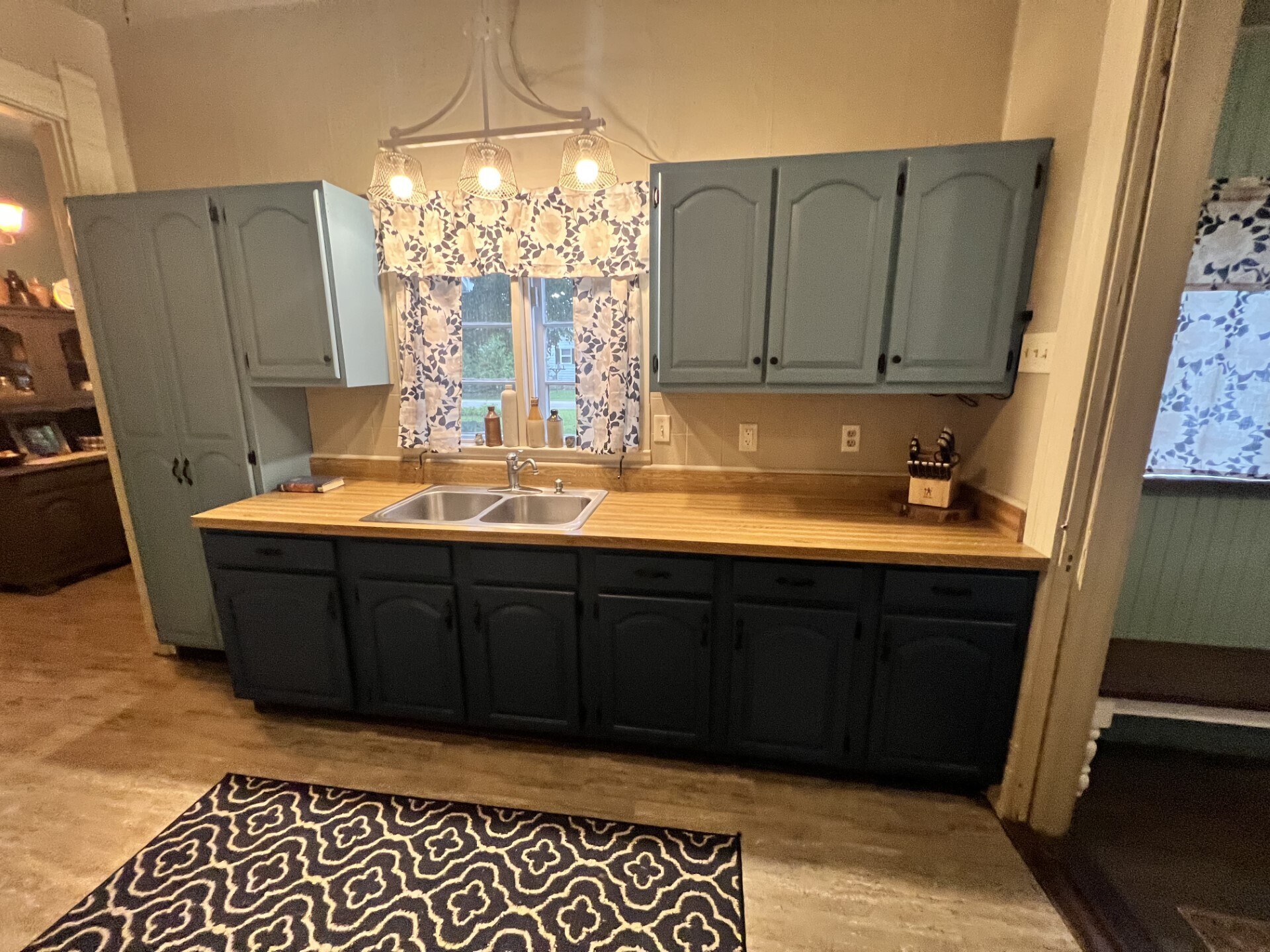 503 North Main Street Carthage, IN 46115 - Photo 6 of 35