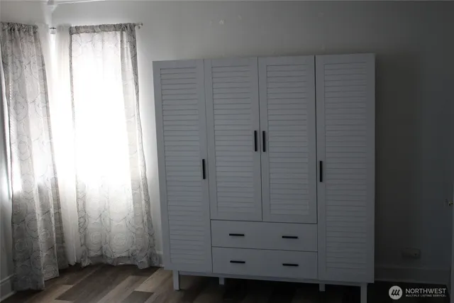 a view of walk in closet