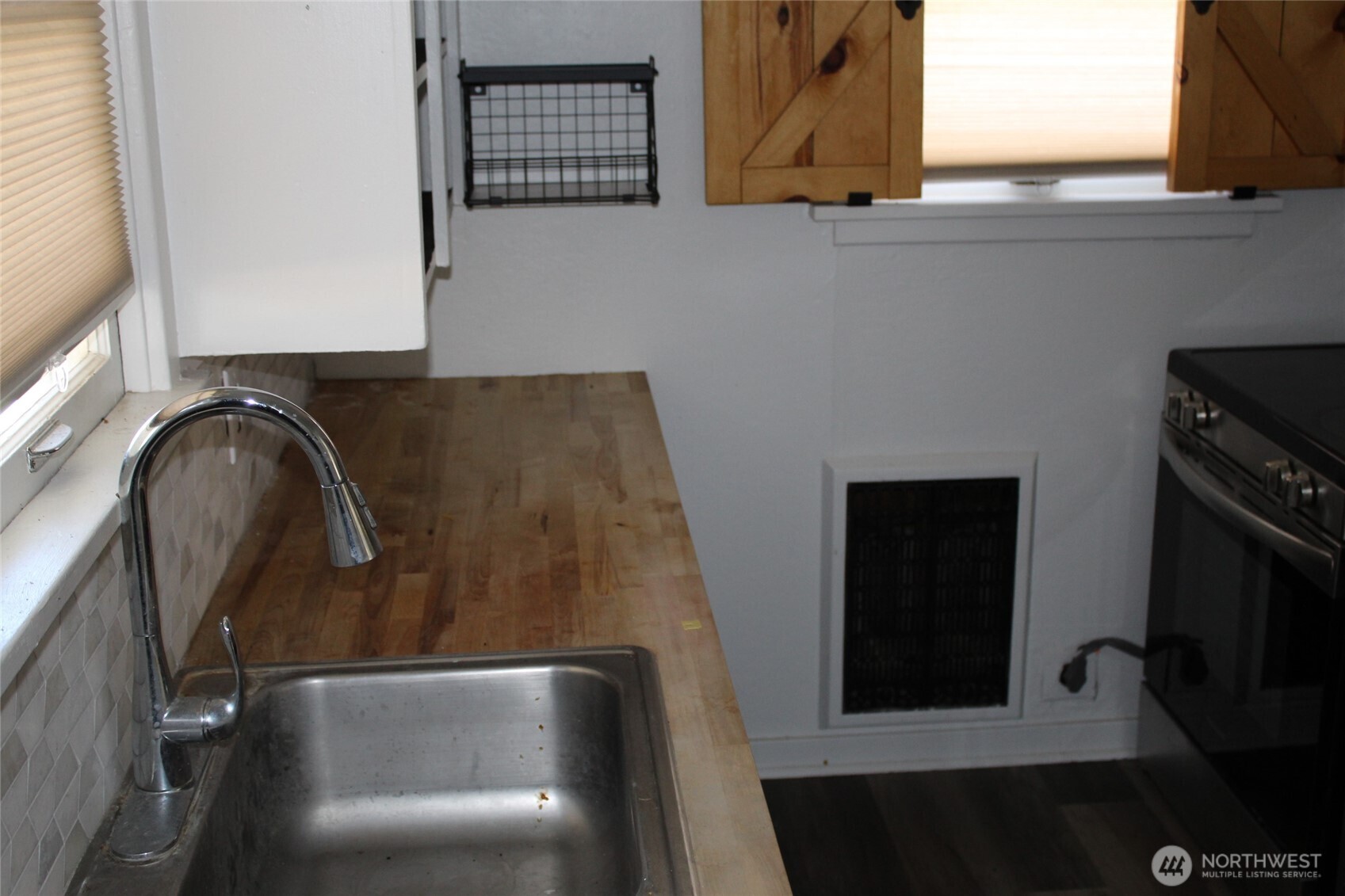 512 West Broadway Avenue Ritzville, WA 99169 - Photo 7 of 16 a close view of tap